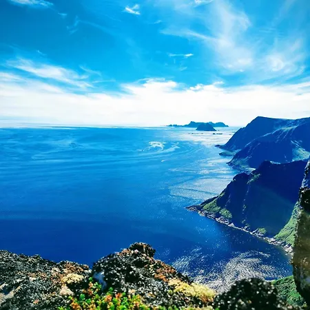 بيت للعطل The High End Of Lofoten- With Sauna