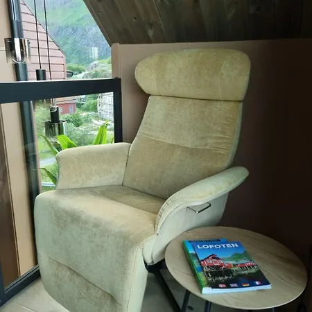 The High End Of Lofoten- With Sauna Nyaraló