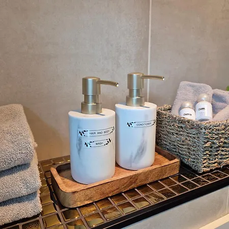 Nyaraló The High End Of Lofoten- With Sauna *