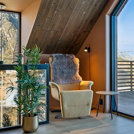 The High End Of Lofoten- With Sauna