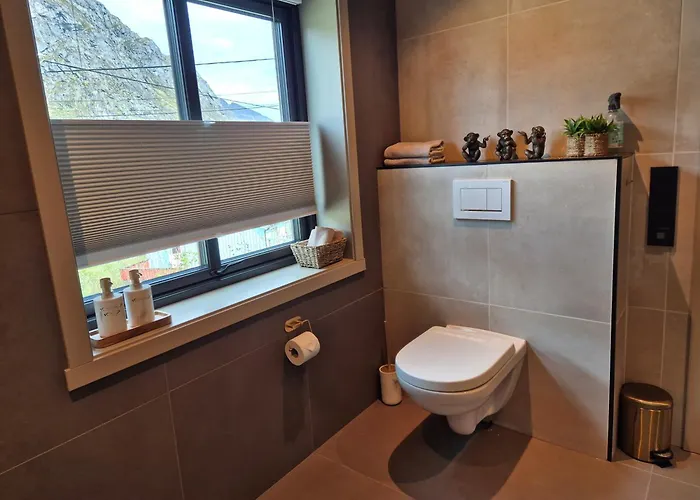 The High End Of Lofoten- With Sauna Semesterbostad