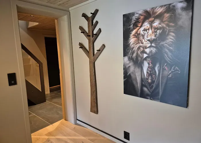 The High End Of Lofoten- With Sauna Feriehus *